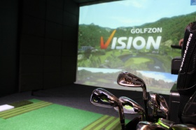 В Зимнем центре Московского городского Гольф Клуба дополнительно открылись четыре гольф-симулятора последнего поколения Golfzon Vision